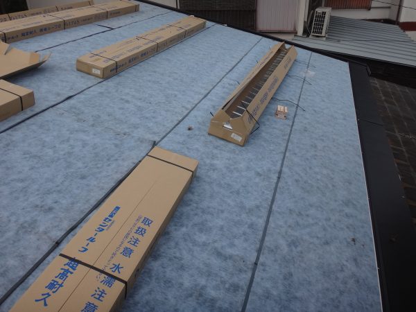 生駒市の屋根　板金葺き工事サムネイル