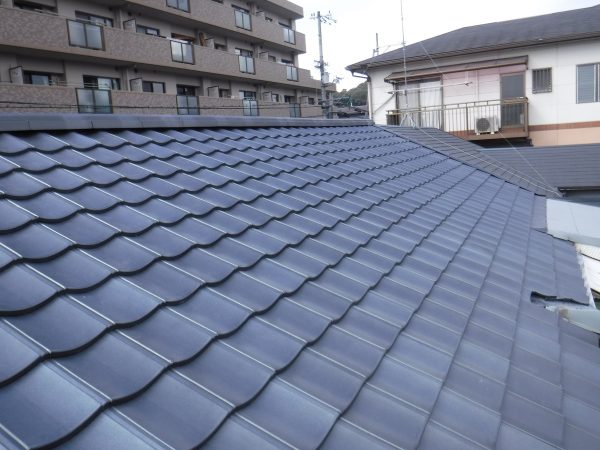 屋根の軽量化工事（土葺き燻し和瓦からルーガ雅へ）サムネイル